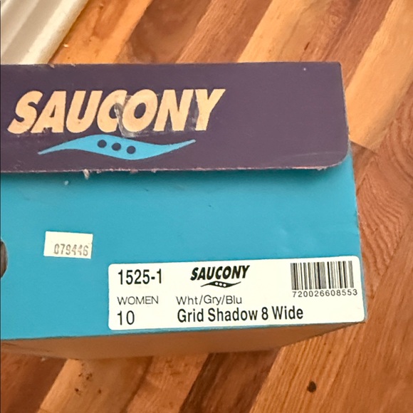 Saucony Women' White and Gray Sneakers - Picture 2 of 6